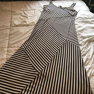 Sleeveless black and white striped maxi dress